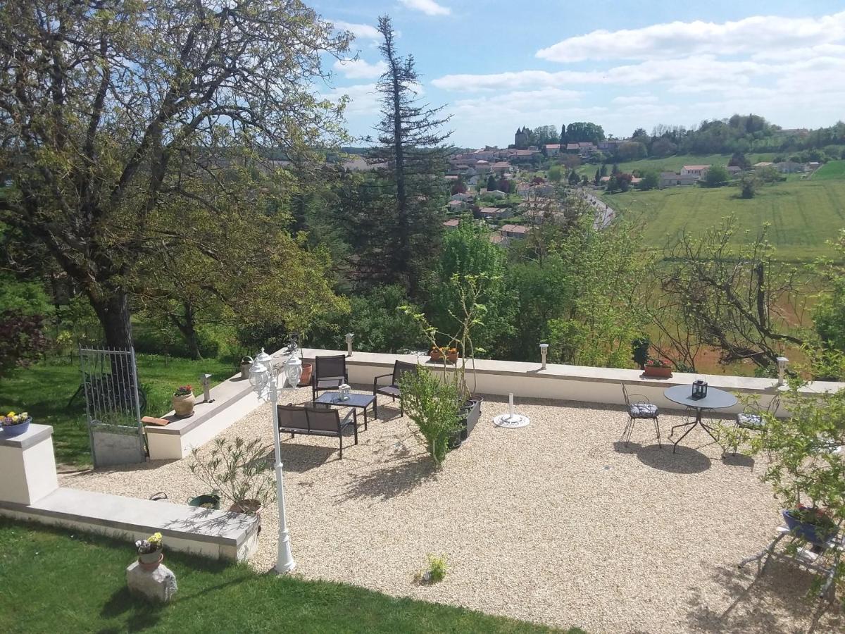 Bed and Breakfast Montismaurelli Montmoreau Экстерьер фото