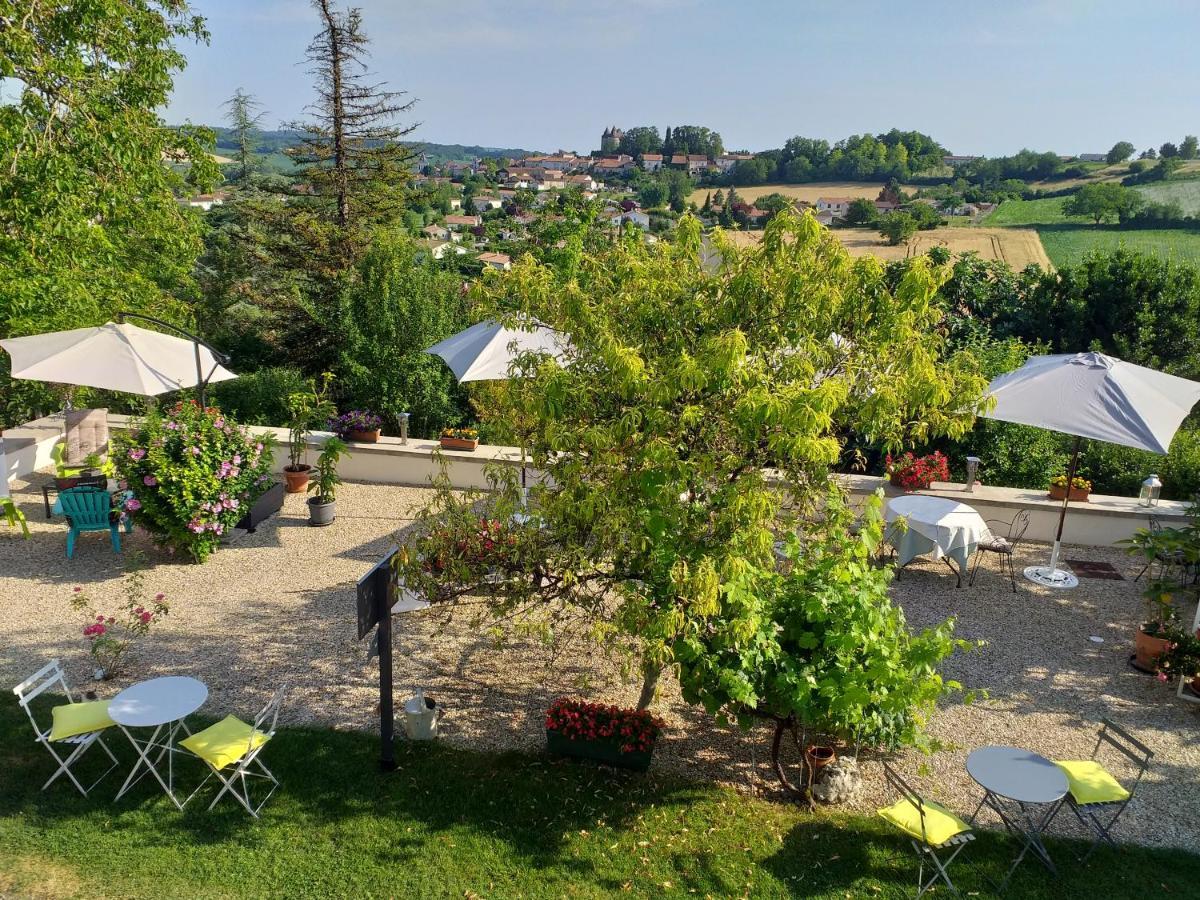 Bed and Breakfast Montismaurelli Montmoreau Экстерьер фото